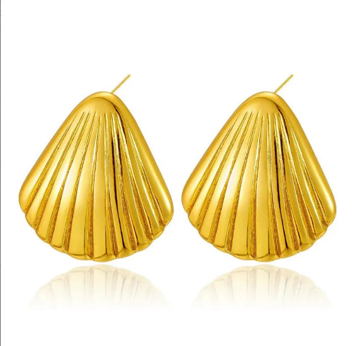 Golden Shell Fluted Stud Earrings