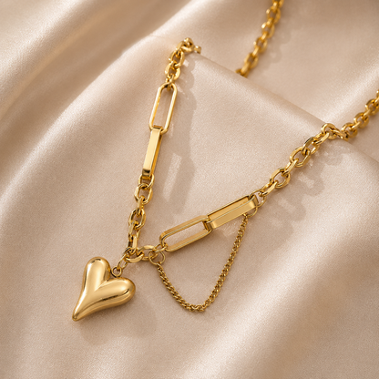 Amora Heart Charm Bracelet