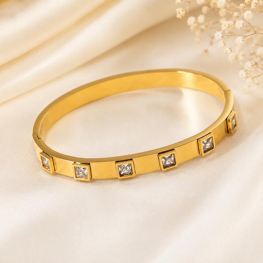 Aurora Gold Diamond Bracelet