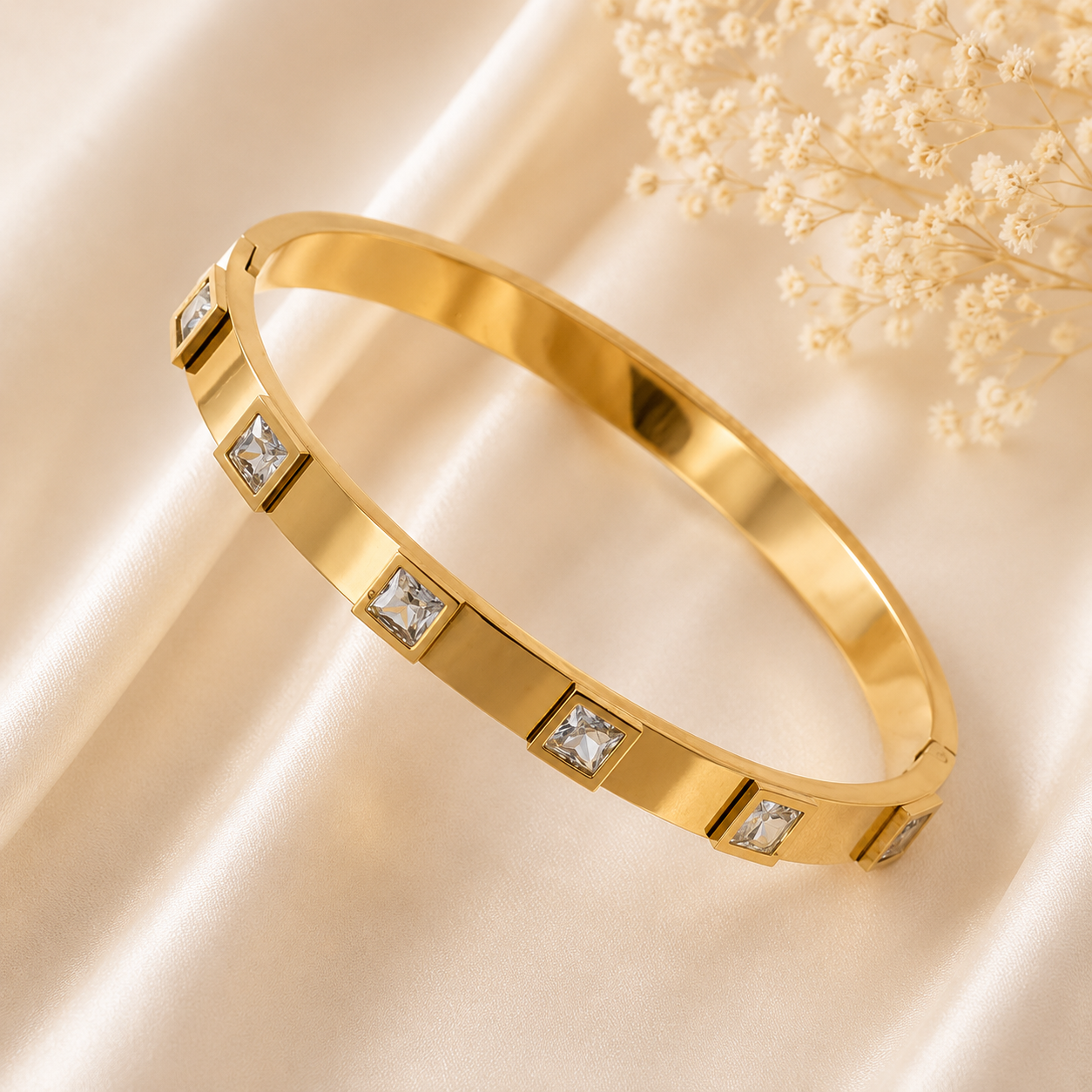 Aurora Gold Diamond Bracelet
