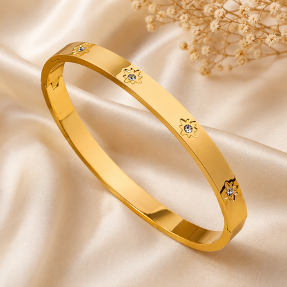 Aurelia Bloom Gold Bracelet
