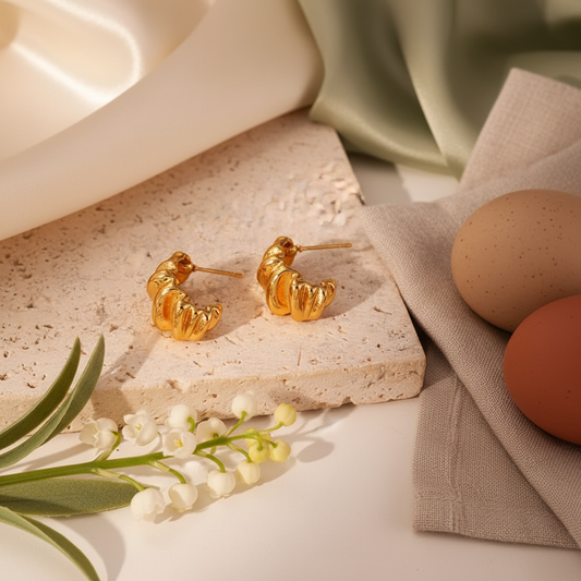 Oria Sculpted Rib Luxe Studs