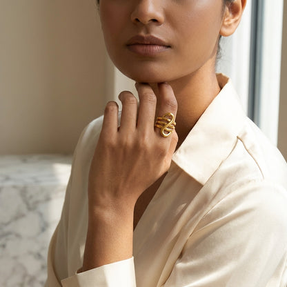 Veloura Gold Ring