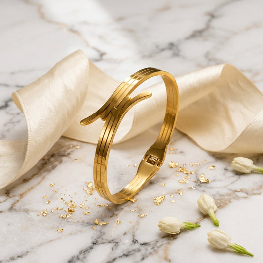 Aurelia Nail Lock Bracelet