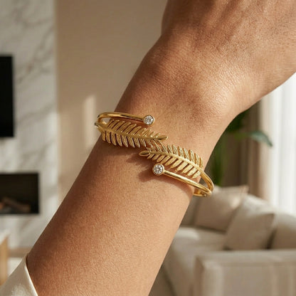 Aureon Leaf Lock Bracelet