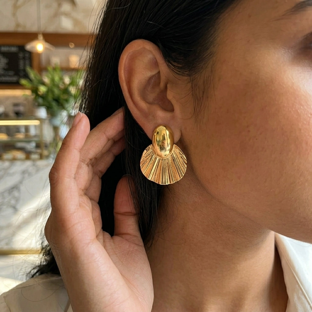 Aurelle Shell Earrings