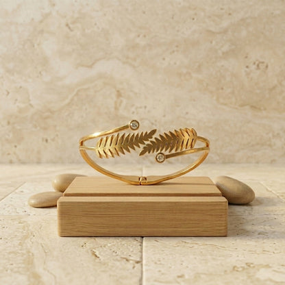 Aureon Leaf Lock Bracelet
