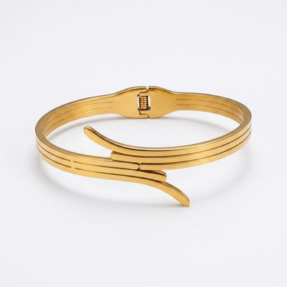 Aurelia Nail Lock Bracelet