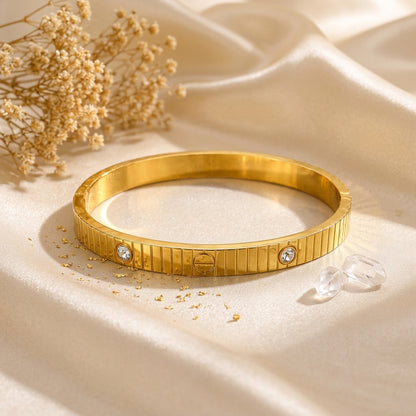 Lune Elite Lock Bracelet - Gold