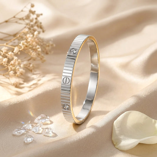 Lune Elite Lock Bracelet