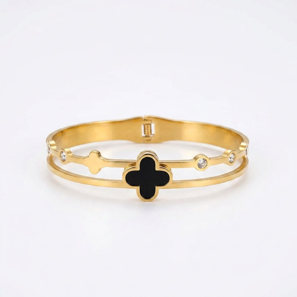 Celeste Noir Clover Bracelet