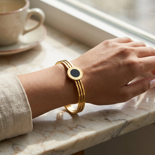 Noir Imperia Roman Bracelet