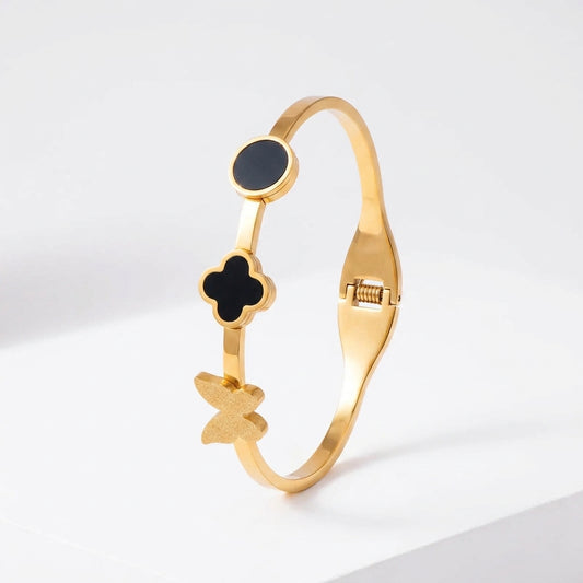 Noire Papillon Clover Bracelet