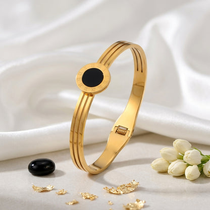 Celeste Roman Noir Bracelet