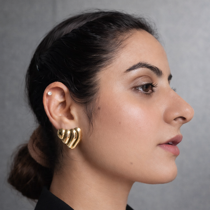 Ripple Heart Gold Stud Earrings